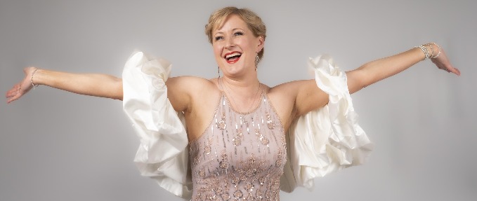 Christmas Spectacular - An Evening With the Singer Of The Lakes